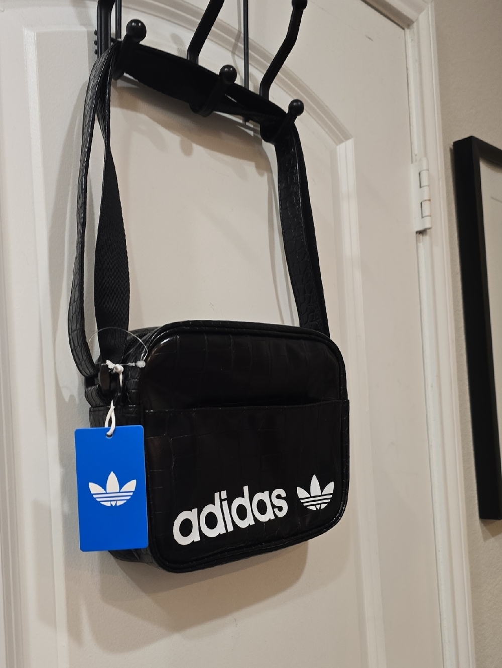 Adidas Originals Airliner Tote Bag- Black Croc/White - Picture 11 of 14